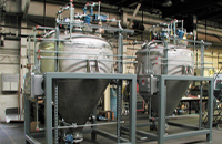 What are the advantages of pneumatic conveying technology in terms of environmental protection